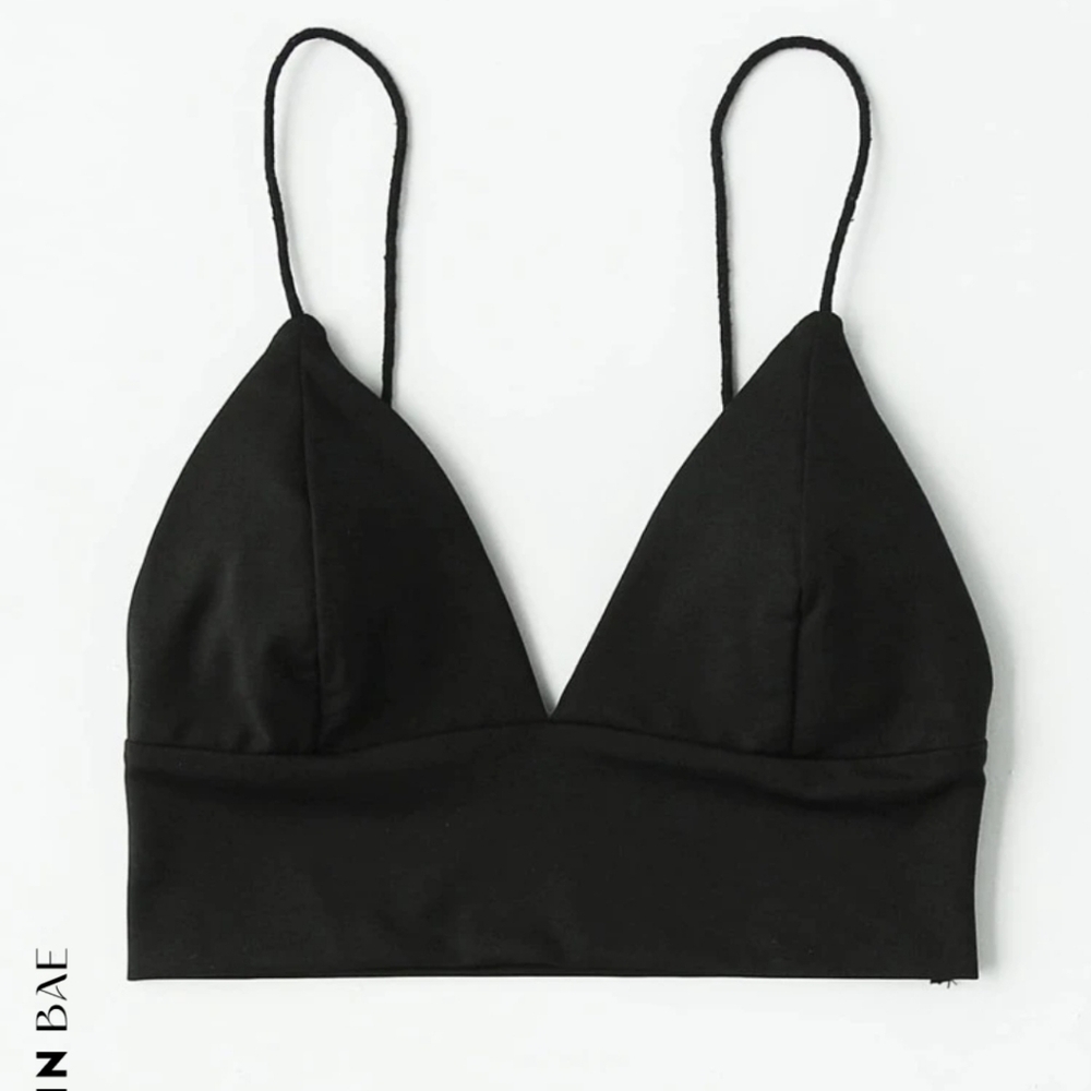 Black Bralette​​